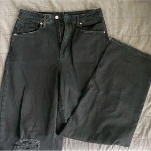 Black baggy jeans